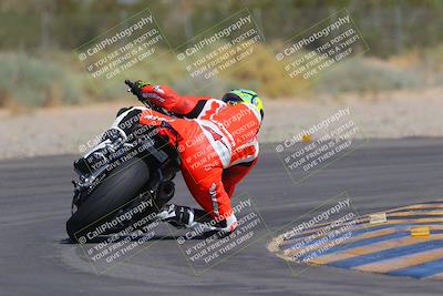 media/Sep-25-2023-Moto Forza (Mon) [[81ffa65e0a]]/B-C Group/Session 4 (Turn 2 Backside)/